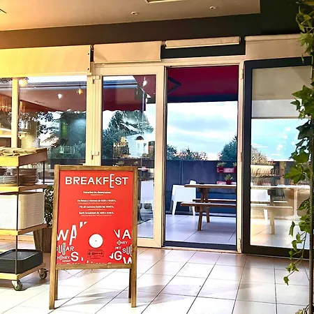 Ibis Budget Guest house