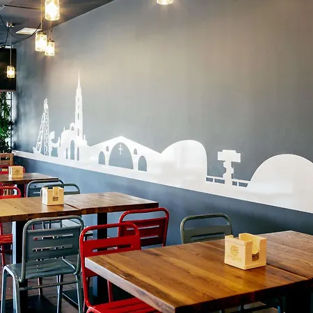 Pensjonat Ibis Budget Oviedo