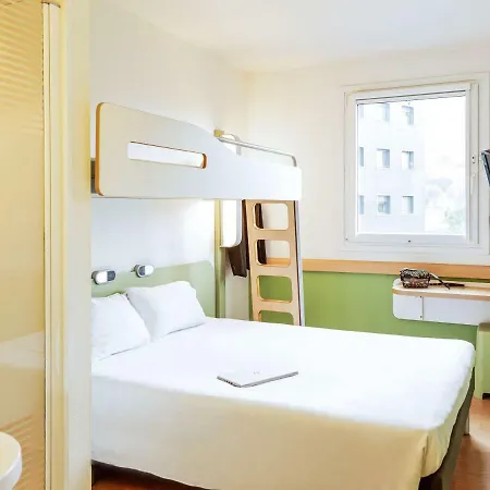 Vendégház Ibis Budget Oviedo